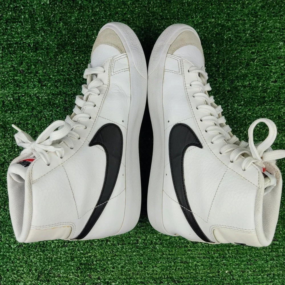 Nike Shoes Kids 5Y White Blazer Mid 77 DA4086-100 High Top Suede Trim Classic